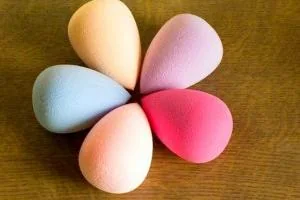 شستن اسفنج بلندر