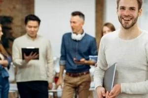 افزایش تعهد کارکنان