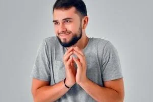 آدم موذی