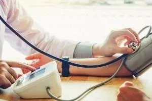 اندازه گیری فشار خون