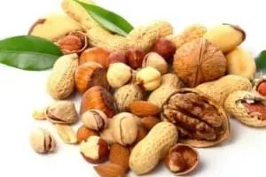 چقدر آجیل بخوریم