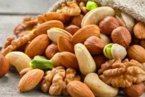 افزایش عمر با آجیل