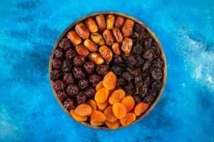 چطور آلو خشک کنیم