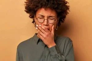 دلیل خمیازه کشیدن زیاد