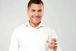 نوشیدن آب