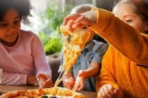 مصرف فست فودها 