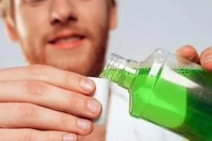 دهانشویه دیابت