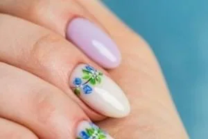 عوارض کاشت ناخن