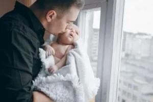 به آغوش کشیدن