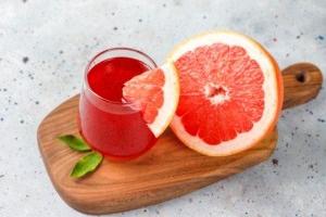 شربتی از انار و گریپ‌فروت