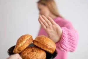 حذف وعده غذایی