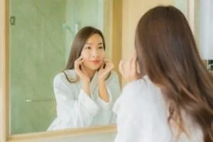 بدریخت انگاری