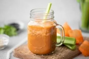 نوشیدنی کرفس و هویج