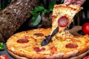 عوارض پیتزا