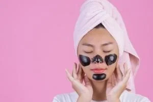 ماسک سیاه صورت