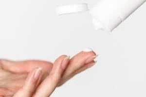 تفاوت مرطوب کننده و لوسیون