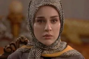 بازیگران سریال بی همگان