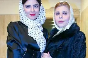 شقایق فراهانی و مادرش
