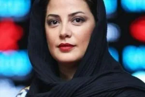 طناز طباطبایی