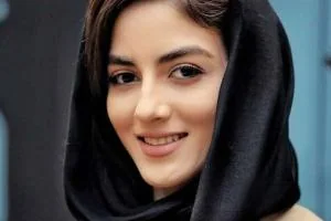 پردیس پورعابدینی