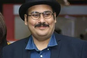رضا داوودنژاد