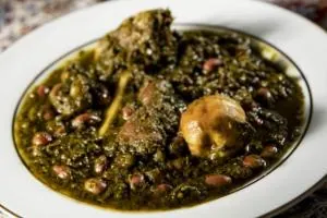 سیاه شدن قورمه سبزی