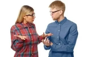 نحوه انتقاد از همسر