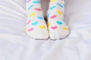 خوابیدن با جوراب