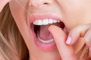 اشتباهات نخ دندان