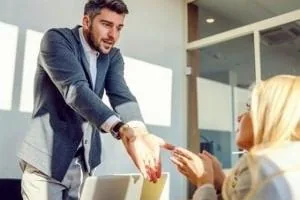 مدیریت عملکرد کارکنان