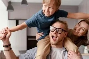 محبت اشتباه والدین