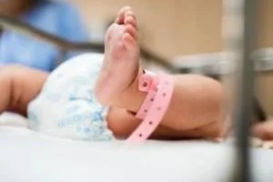 زایمان زن بیوه