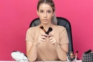 آرایش نکردن