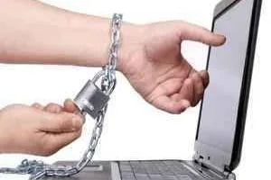 کمپ ترک اعتیاد به اینترنت