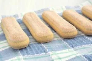 بیسکویت لیدی فینگر