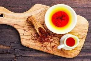 روش دم كردن زعفران با آب جوش