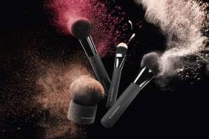 تمیز کردن برس آرایشی