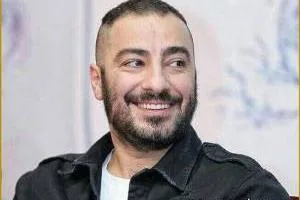 نوید محمدزاده