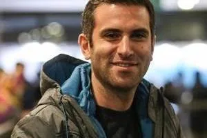 بازیگران شبی که ماه کامل شد