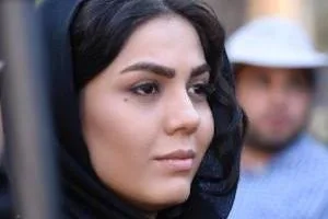 آزاده زارعی