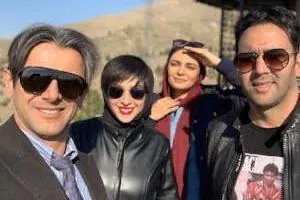 بازیگران چشم و گوش بسته