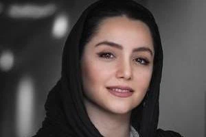 نازنین بیاتی