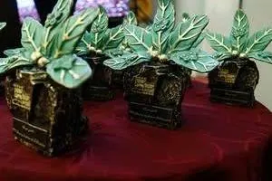 تندیس مهر گیاه