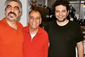 سروش صحت و برادرش