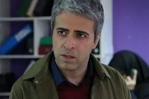 ایوب آقاخانی