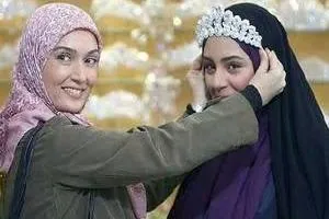 هستی مهدوی و آتنه فقیه نصیری