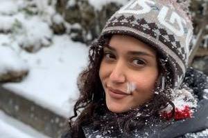 پریناز ایزدیار