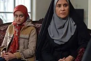 نازنین فراهانی