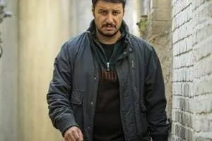 جواد عزتی