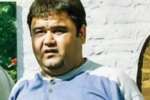 اکبر عبدی